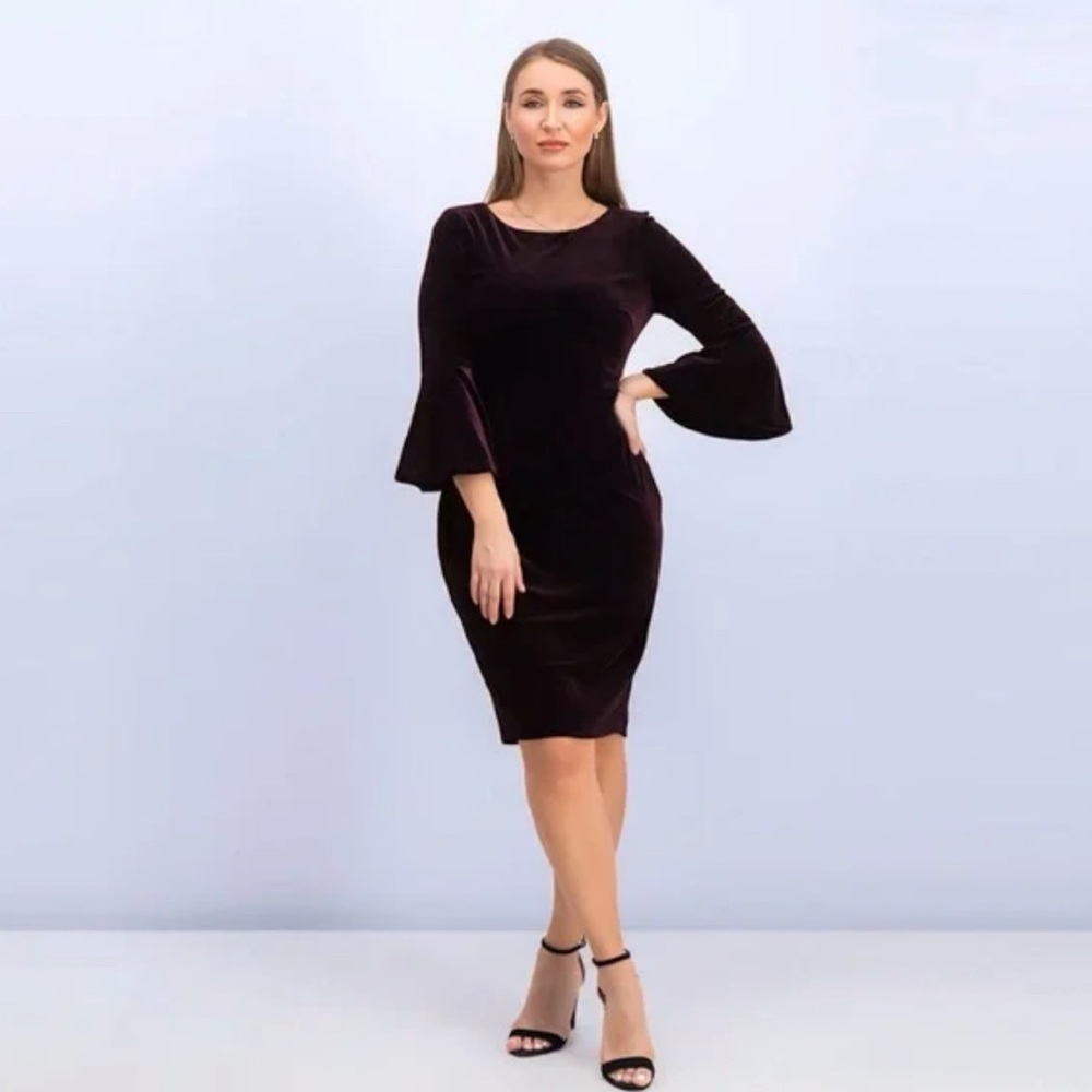 NWOT Calvin Klein Plum 3/4 Bell Sleeve Boat Neck Velvet Dress